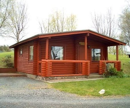 Fram Park Apartment Морпет Екстериор снимка